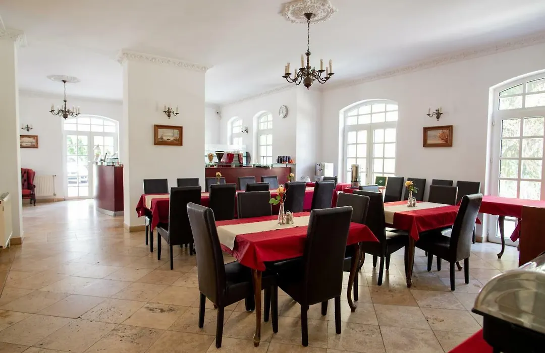 Walzer Hotel-1