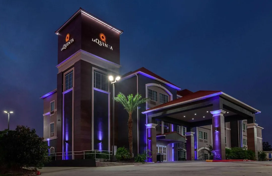 Comfort Inn & Suites Cleveland Tx-1