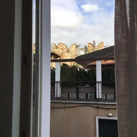 A due passi da Giulietta-Casa Montecchi-3