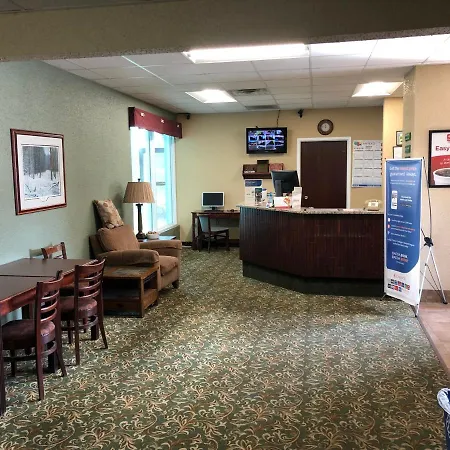 Econo Lodge-2
