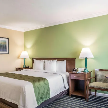 Quality Inn-3