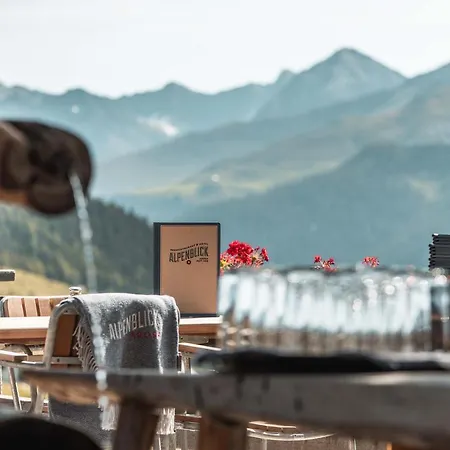 Alpenblick Bergrestaurant&Hotel-2