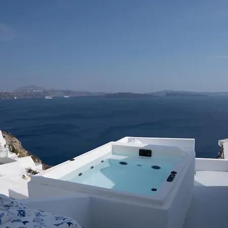 Oia Spirit Studios By Mary D Nomikou-3