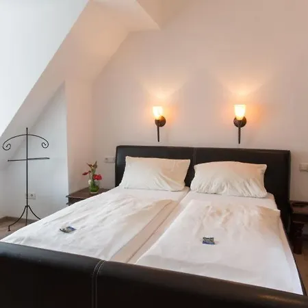 Hotel zur Römerbrücke-2