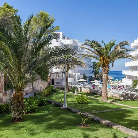 FERGUS Style Cala Blanca Suites-3
