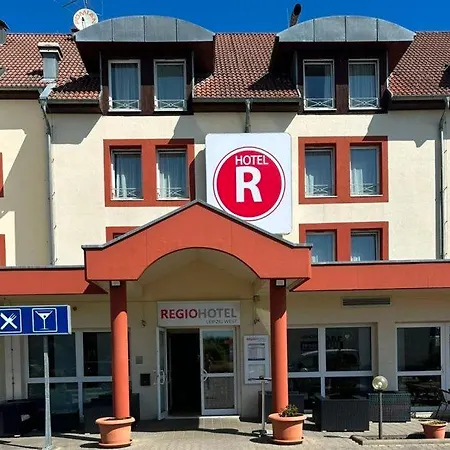 REGIOHOTEL Leipzig West-3