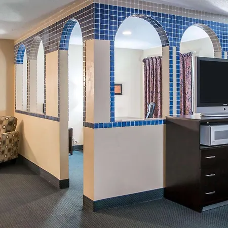 Country Inn & Suites By Radisson, Battle Creek, Mi-3