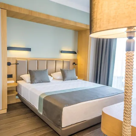 Premier Nergis Beach & Spa-3