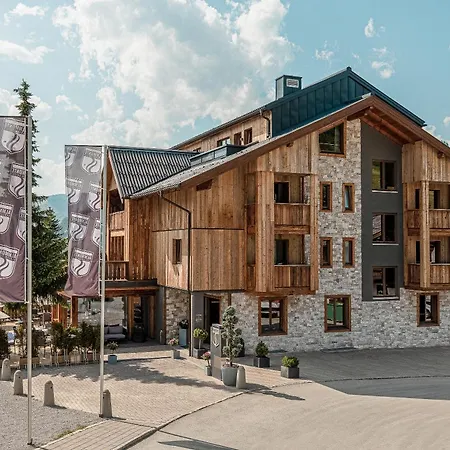 Almmonte Sensum Suites - Funky Living Hotel-2