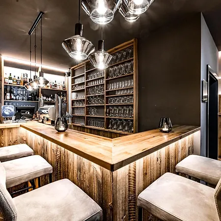Almmonte Sensum Suites - Funky Living Hotel-3
