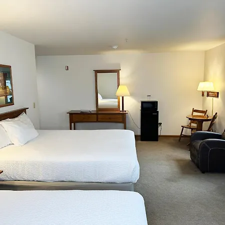 Farmstead Inn And Conference Center-2