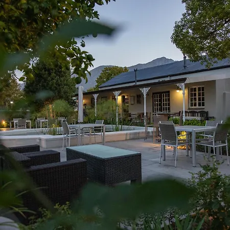 Macaron Boutique Guest House-3