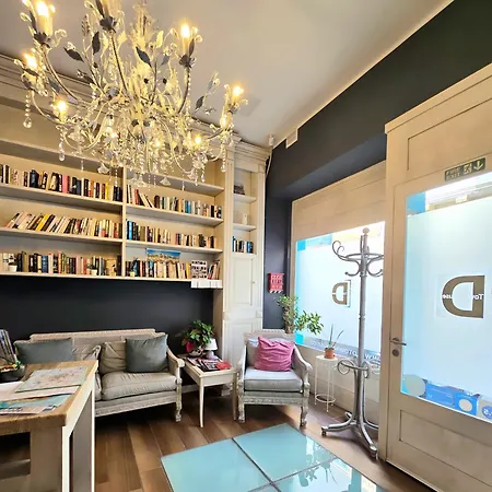 D Townhouse Boutique Suites-3