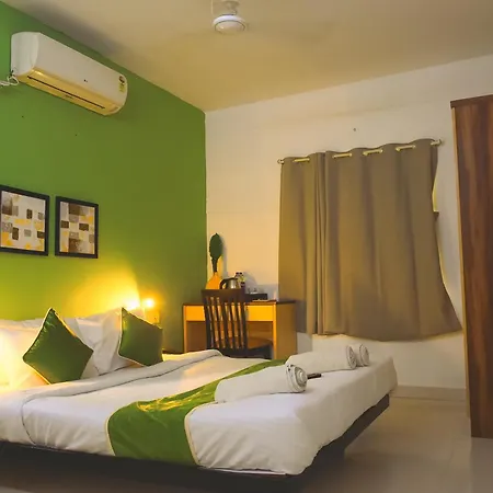 Naksha Tree Hotels- Ramapuram-2