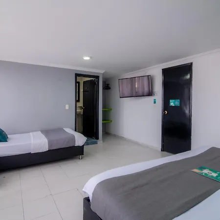 Hotel Elegant Suite-3