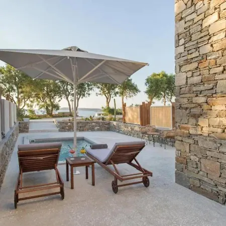 Paros Comfy Suites-3