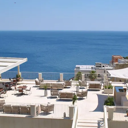Est Hotel-3