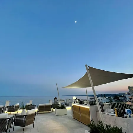 Est Hotel-2