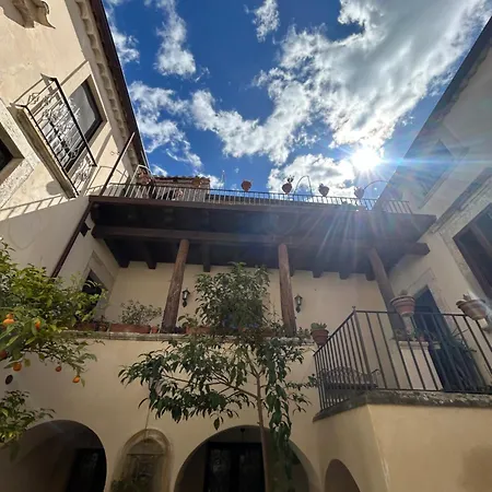 Palazzo Candida B&B-3