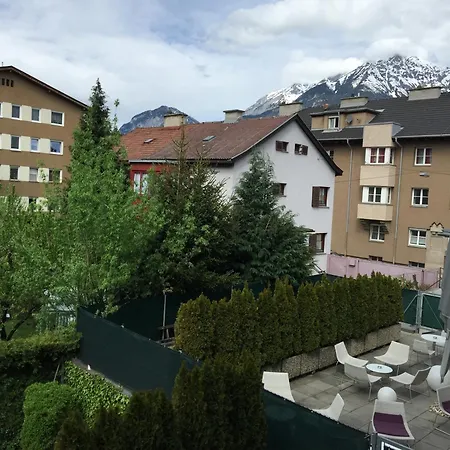 Binders Budget City-Mountain Hotel-2