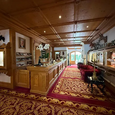 Grand Hotel Du Golf & Palace-3