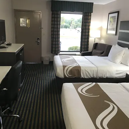 Quality Inn Savannah I-95-2