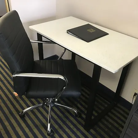 Quality Inn Savannah I-95-3