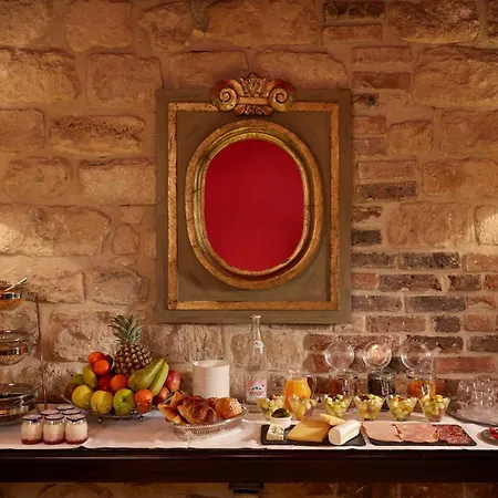 Hotel Relais Saint Jacques Paris-3