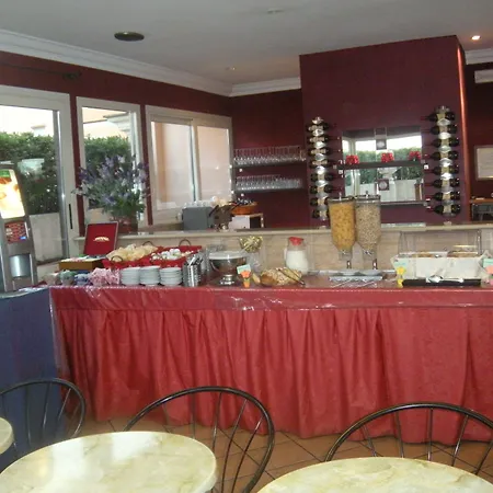 Hotel Center 2-2