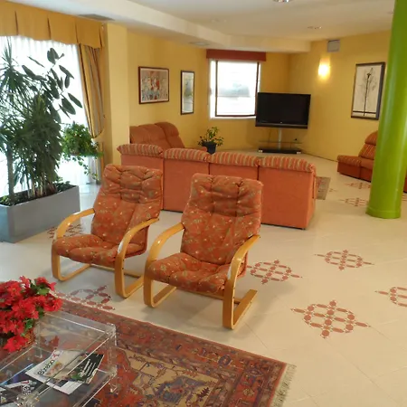 Hotel Rey Arturo Burgos-2