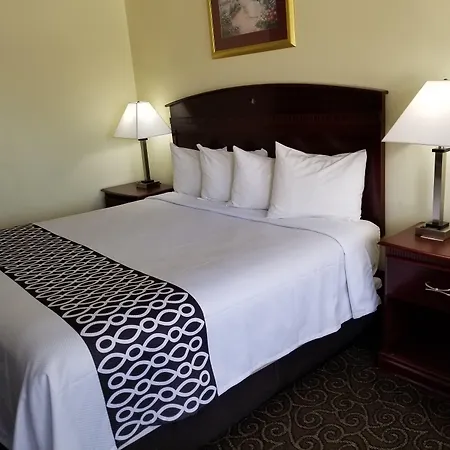 Shiloh Inn Lamesa-3