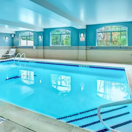 Holiday Inn Express Woodbridge By Ihg-3