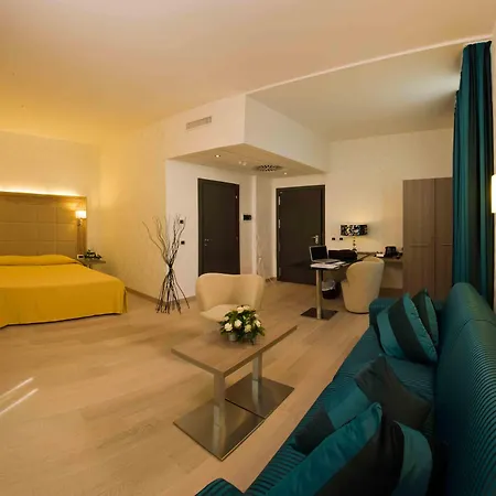 Hotel Cosmopolitan Bologna-2