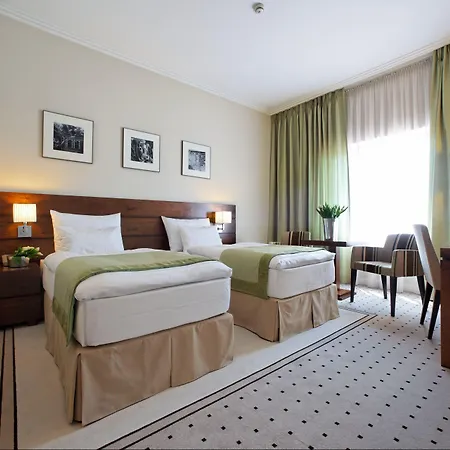 Capital Plaza Hotel-2
