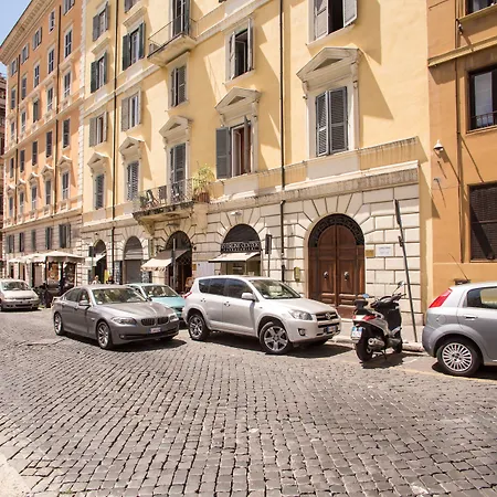 Hotel Mosaic Central Rome-3