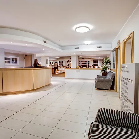 Road Lodge Cape Town International Airport-3