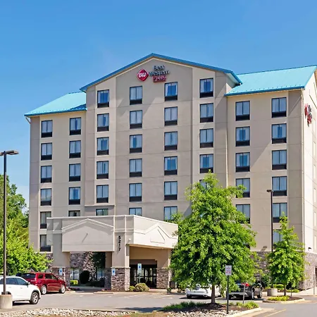 Best Western Plus Thornburg Inn & Suites-3