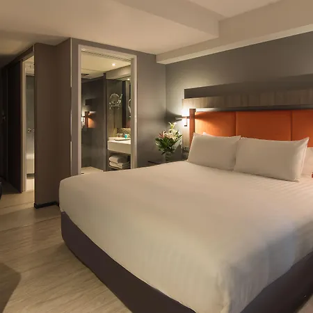 Grand 5 Hotel & Plaza Sukhumvit Bangkok-3
