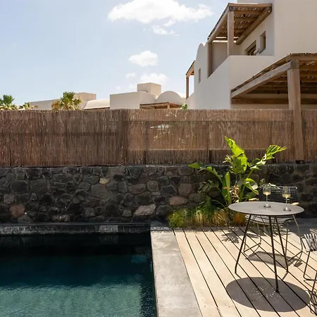 Radisson Blu Zaffron Resort, Santorini (Adults Only)-3
