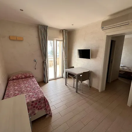 Marina Beach Suite Hotel-2