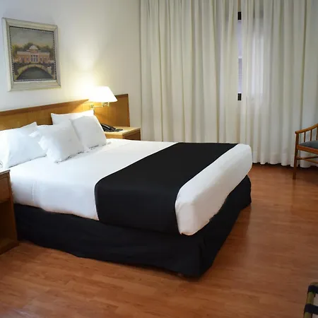 Hotel Dolmen-2