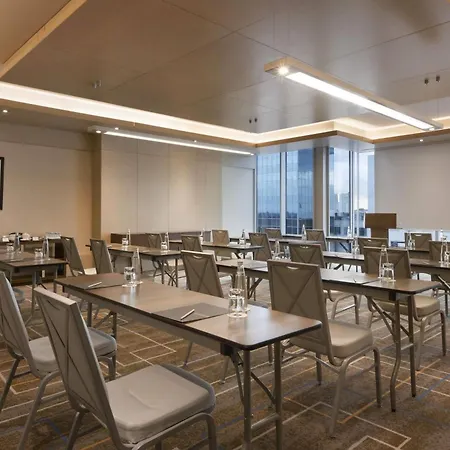 Wyndham Grand Istanbul Levent Hotel & Conference Center-2