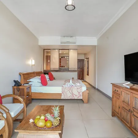 Le Peninsula Bay Beach Resort & Spa-2