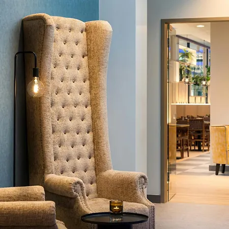 Leonardo Hotel Hamburg Altona-3