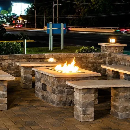 Days Inn By Wyndham Apple Valley Pigeon Forge/Sevierville-2