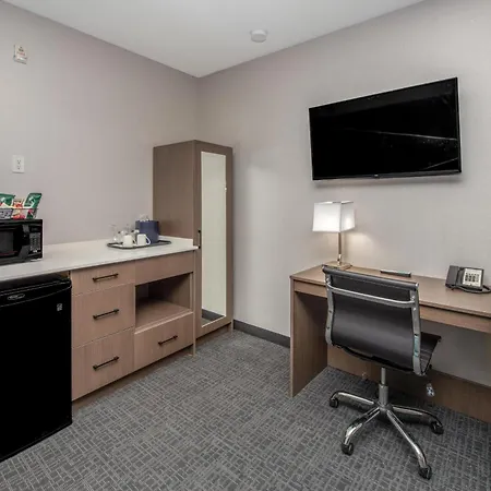 Coast Lethbridge Hotel & Conference Centre-3