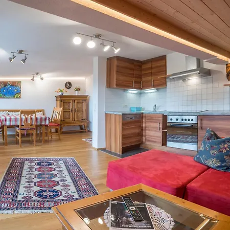 Landhaus Charlotte Apartments Tirol-3