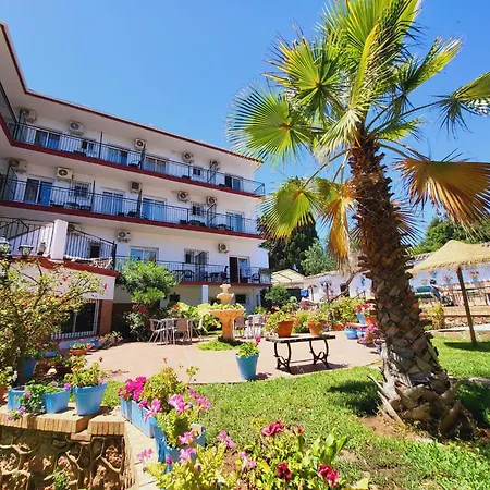 Hotel Carmen Teresa-2