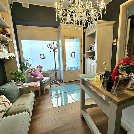 D Townhouse Boutique Suites-2