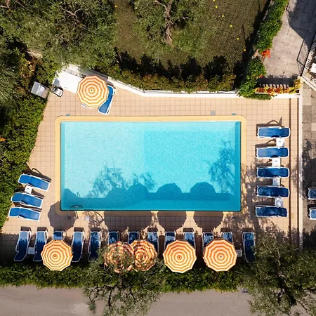 Hotel Garden Limone-3